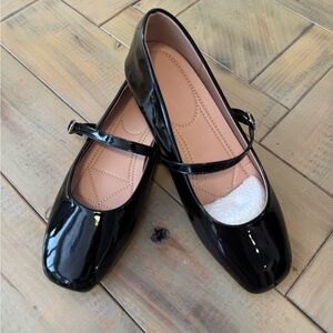 NWOT Black Women Mary Jane Dress flats